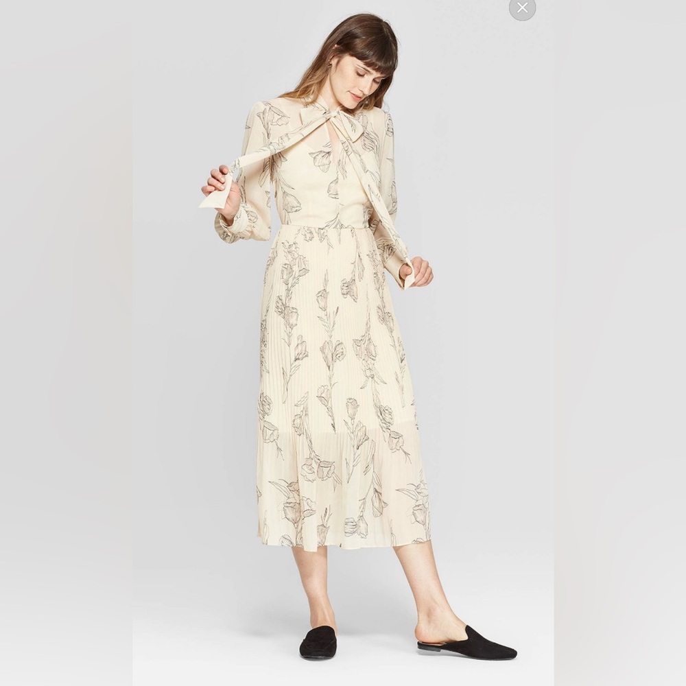 A New Day Target Floral Tie-Neck Midi Dress – Size Large